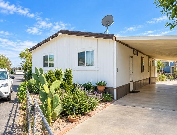Property photo for 37311 47th E, Palmdale, CA