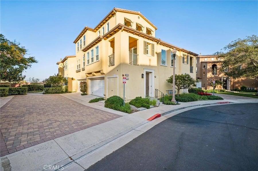 Property photo for 27006 Pebble Beach Drive, Valencia, CA