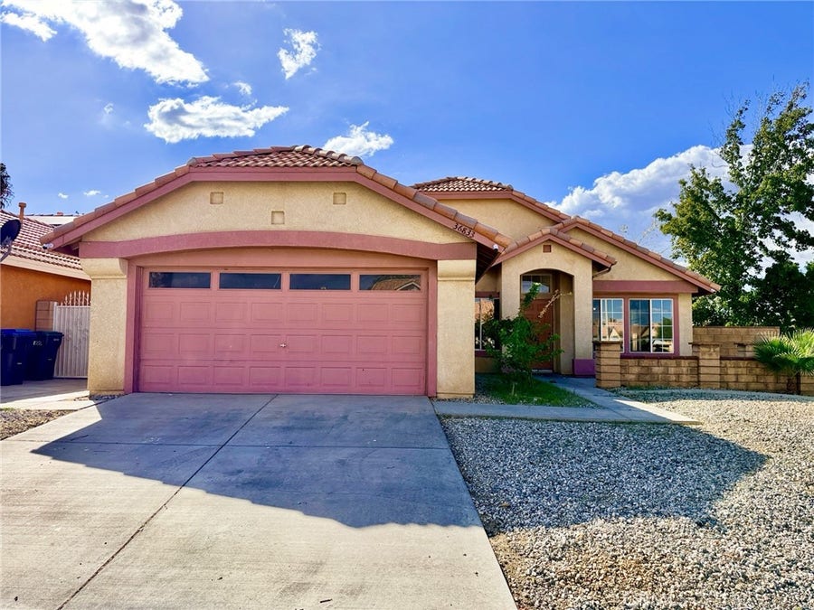 Property photo for 36833 Alder, Palmdale, CA