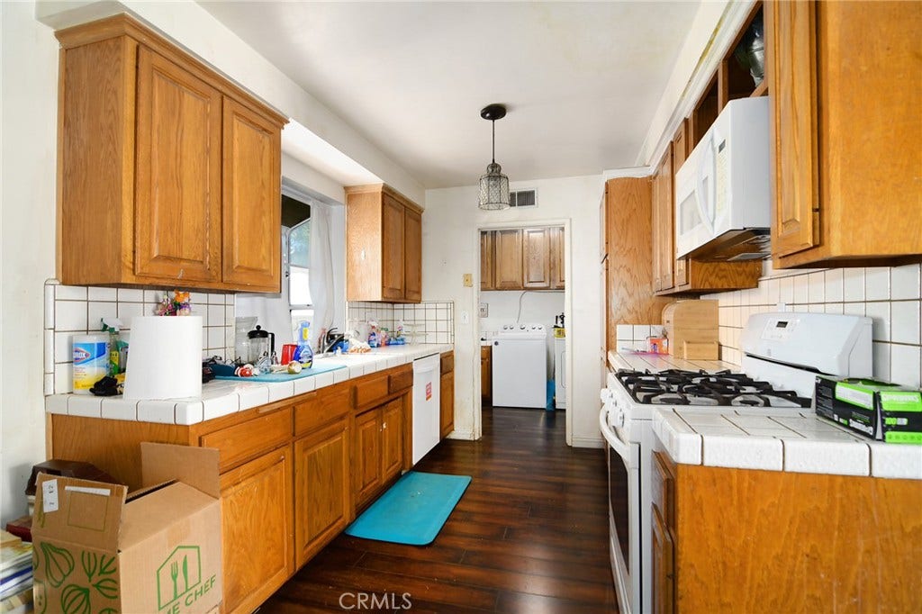 14913 Hubbard, Sylmar, CA 91342