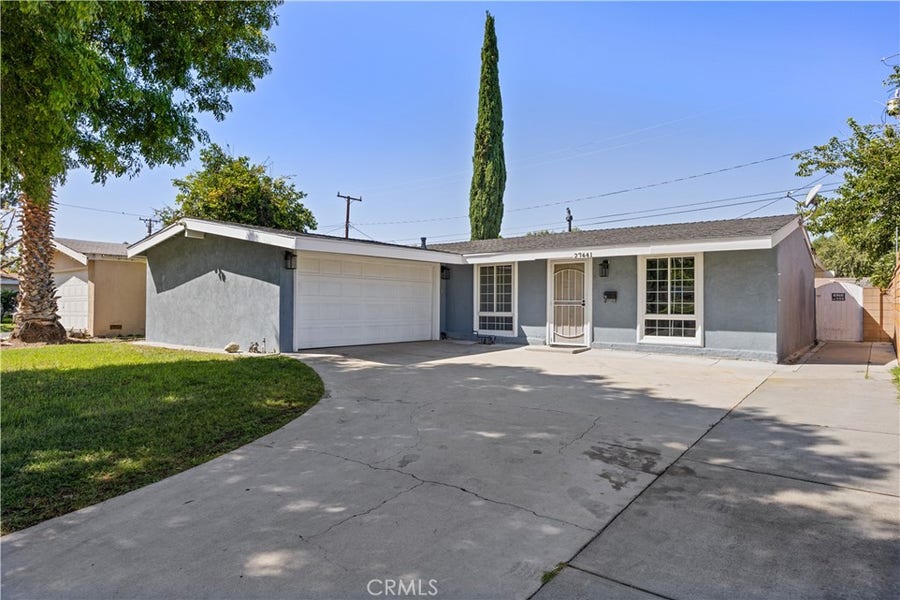 Property photo for 27441 Walnut Springs, Canyon Country, CA