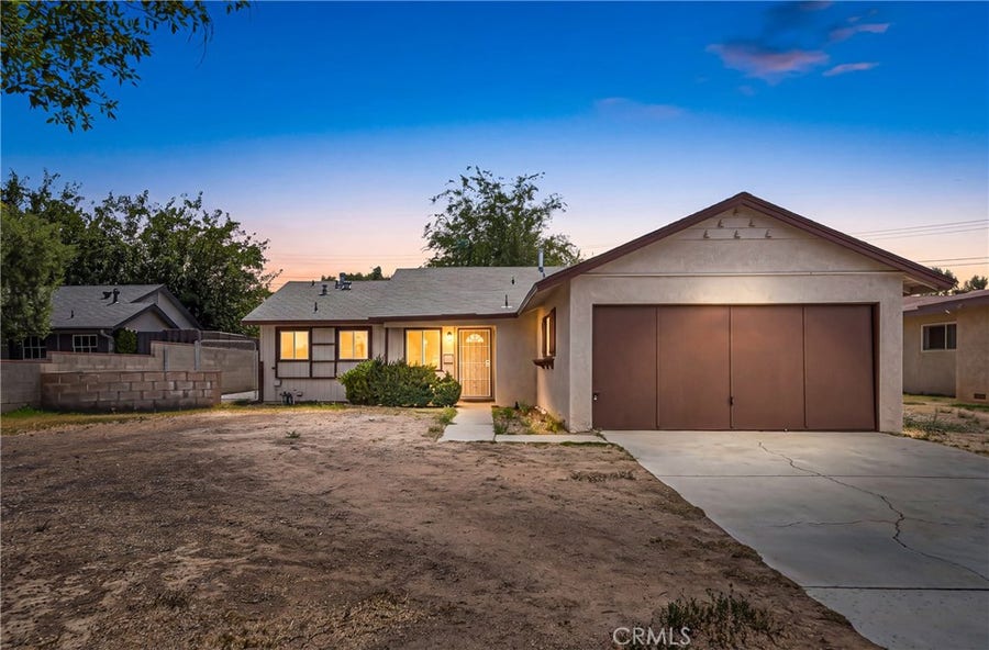 Property photo for 1438 W Avenue H-14, Lancaster, CA
