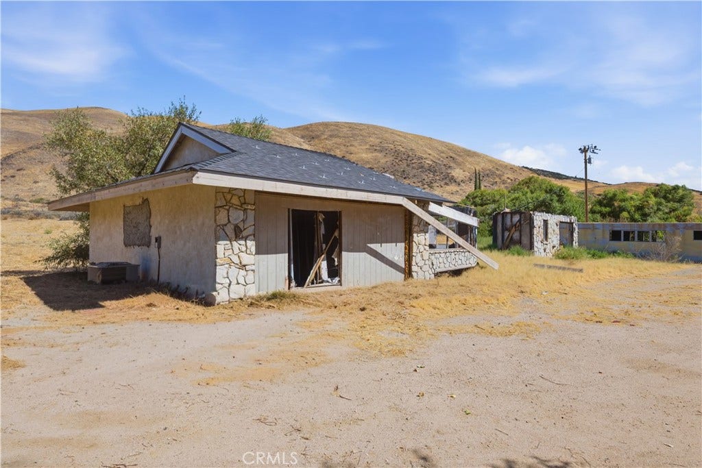 38101 Gorman Post Road, Lebec, CA 93243 38101 Gorman Post Road, Lebec, CA 93243