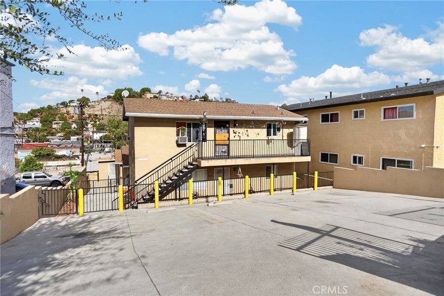 Property photo for 5043 Borland Rd, Los Angeles, CA