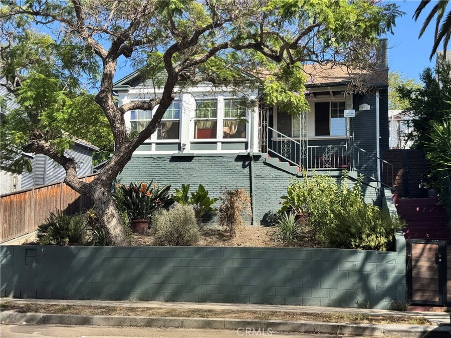 Property photo for 806 N Oxford, Los Angeles, CA