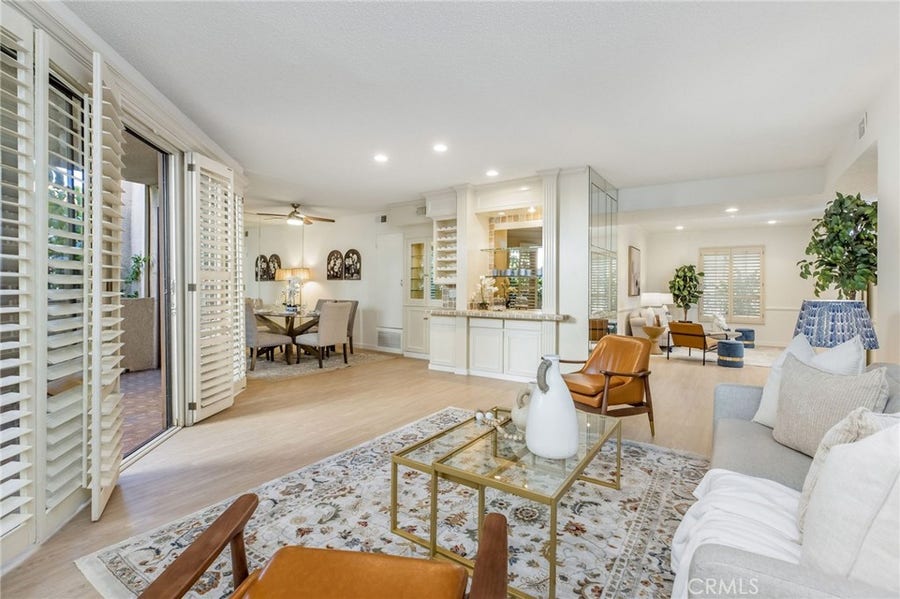 Property photo for 5216 Yarmouth Avenue, #105, Encino, CA