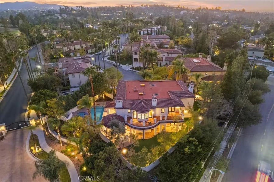 Property photo for 5010 Serena, Tarzana, CA