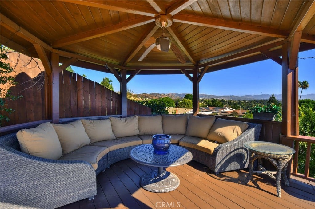 6700 Vickiview Drive, West Hills, CA 91307 6700 Vickiview Drive, West Hills, CA 91307