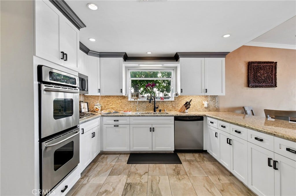 6700 Vickiview Drive, West Hills, CA 91307 6700 Vickiview Drive, West Hills, CA 91307