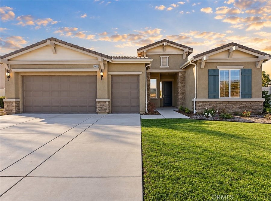Property photo for 9902 Torin Court, Bakersfield, CA