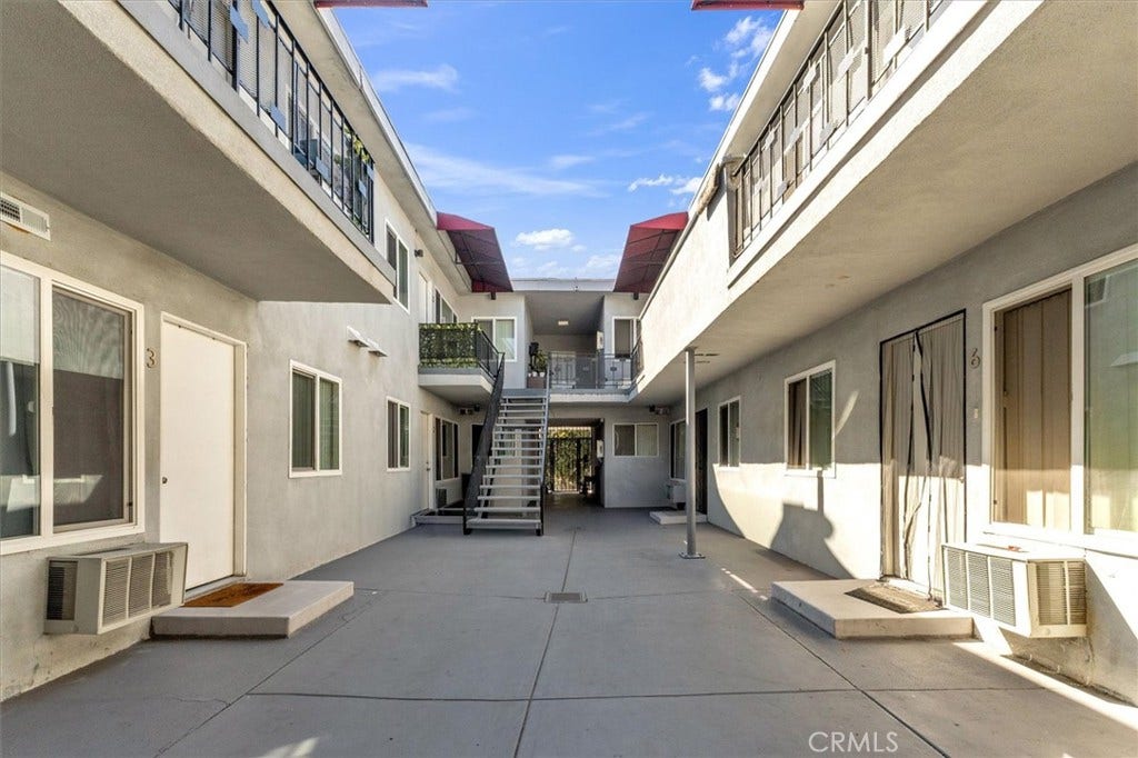 6643 De Longpre, #12, Los Angeles, CA 90028