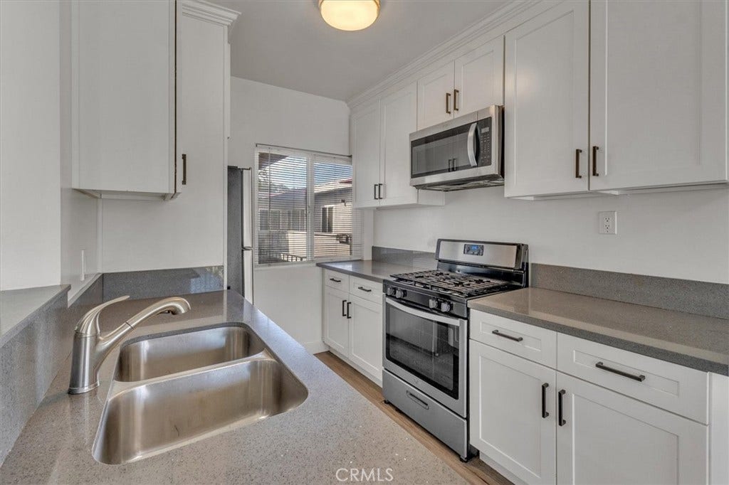 6643 De Longpre, #12, Los Angeles, CA 90028