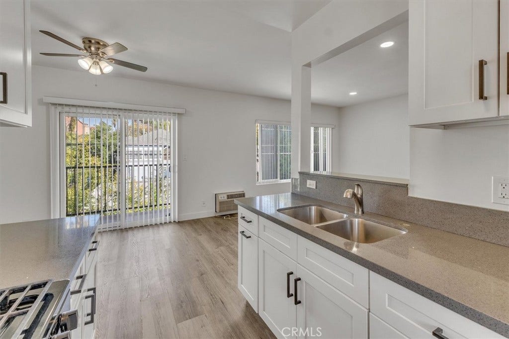 6643 De Longpre, #12, Los Angeles, CA 90028
