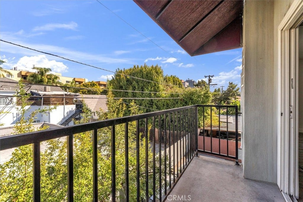 6643 De Longpre, #12, Los Angeles, CA 90028