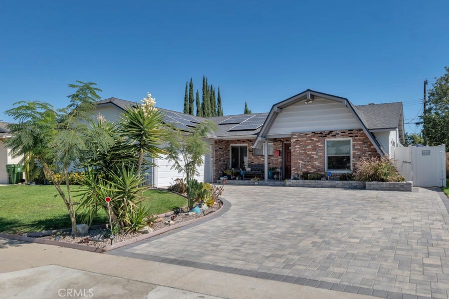 Property photo for 6646 Berquist, West Hills, CA