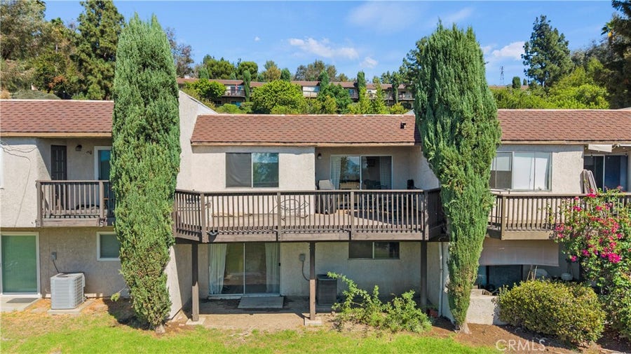 Property photo for 15612 Hillview, Granada Hills, CA
