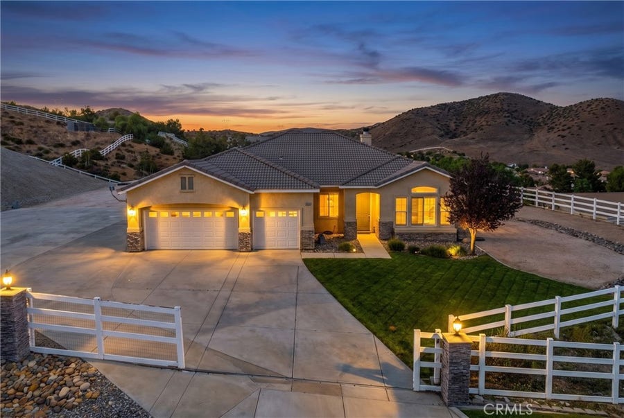 Property photo for 34412 Desert, Acton, CA