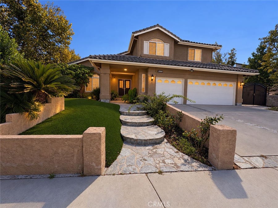 Property photo for 29364 Canyon Rim Place, Canyon Country, CA