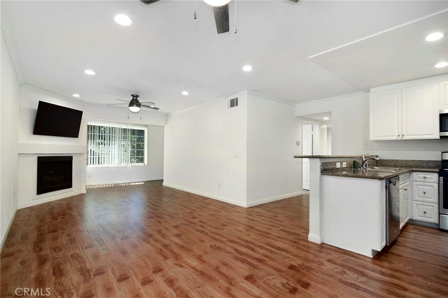 Property photo for 5525 Canoga Avenue, #124, Woodland Hills, CA