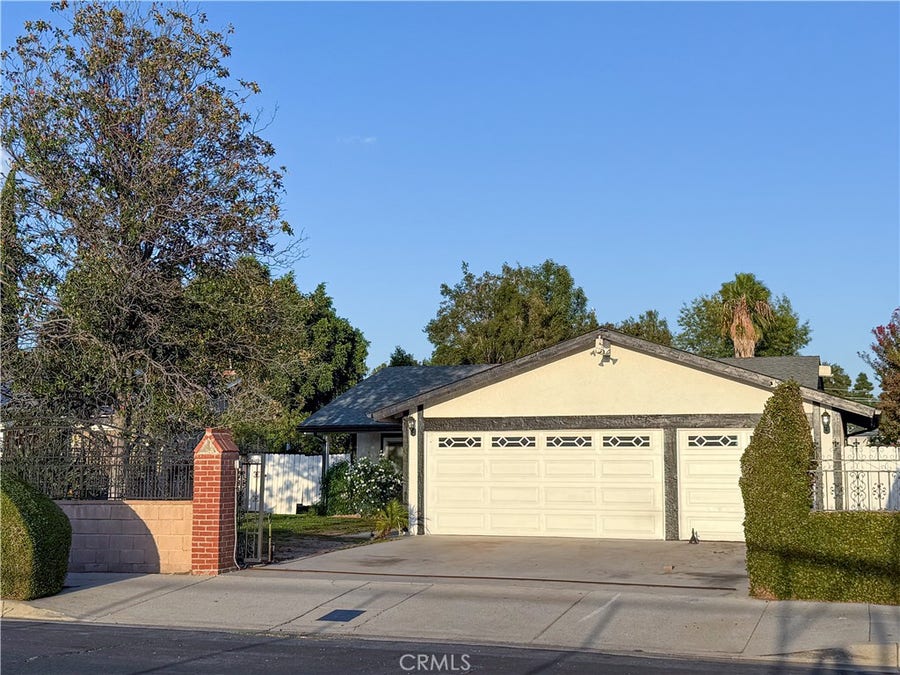 Property photo for 9952 Independence Avenue, Chatsworth, CA
