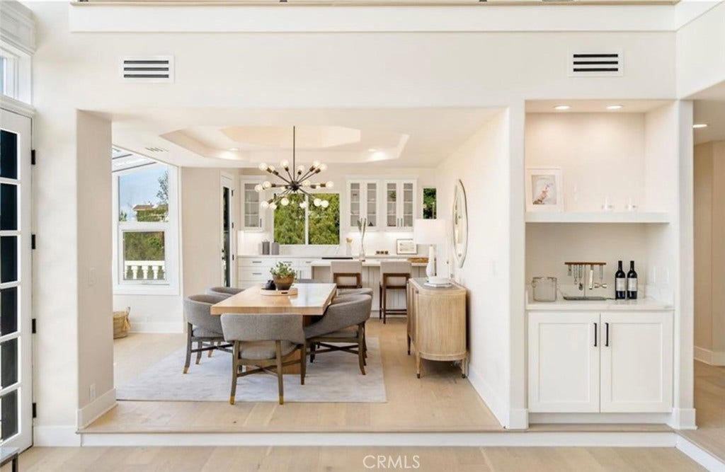 23555 Summit Dr, Calabasas, CA 91302