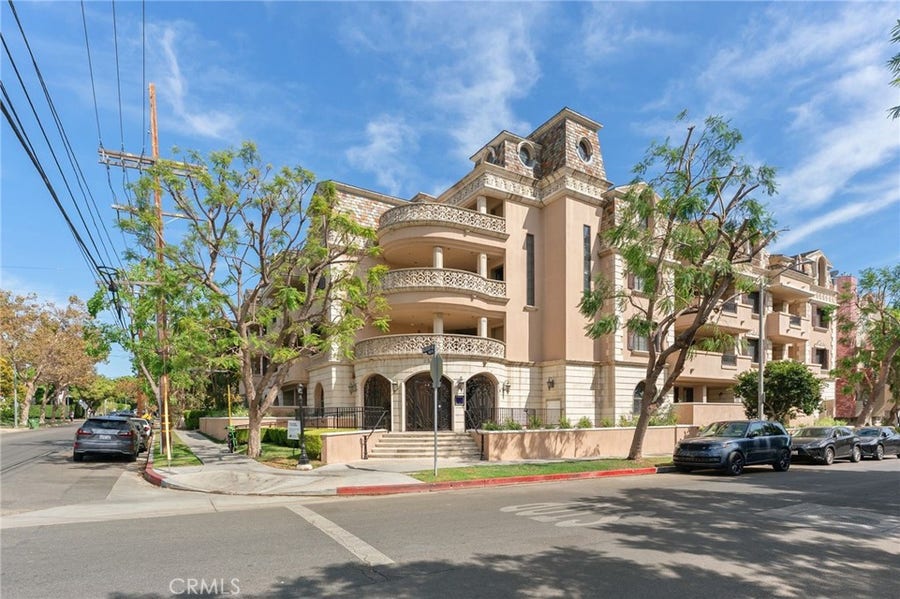 Property photo for 850 N Croft Avenue, #306, West Hollywood, CA