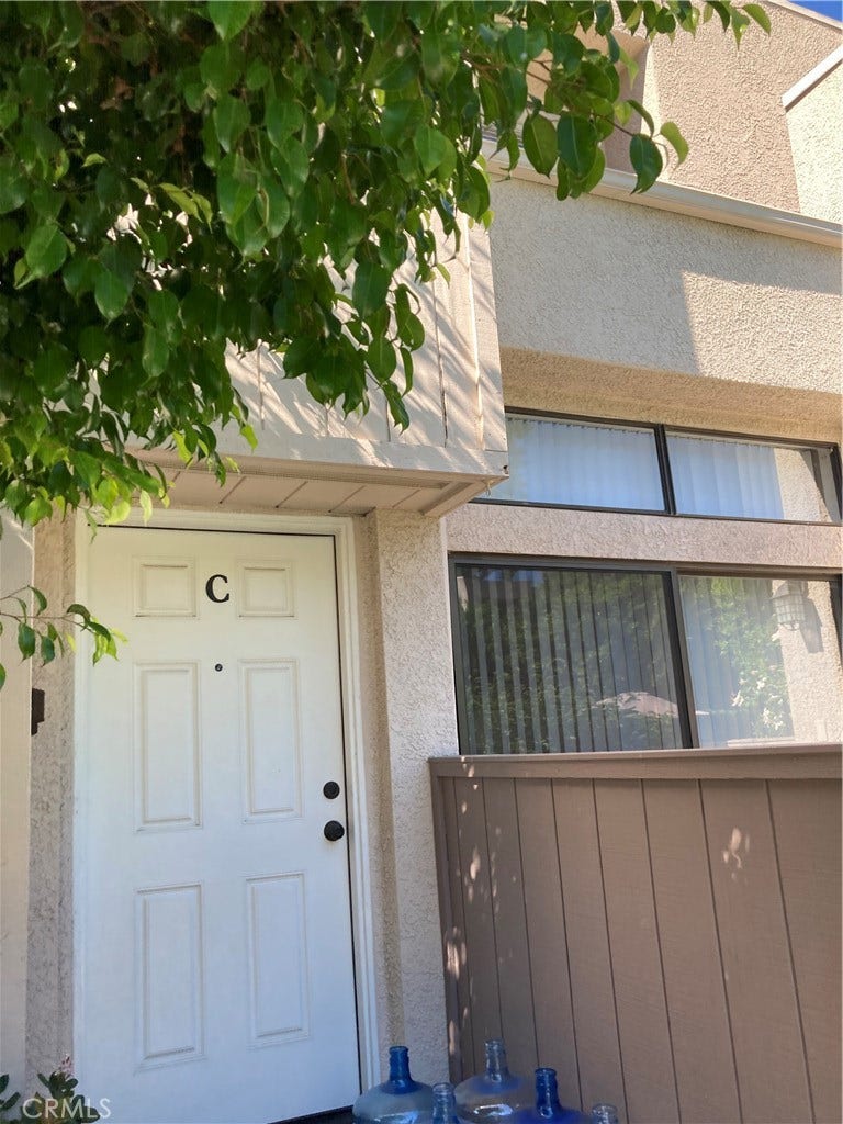 Property photo for 15221 Magnolia, #c, Sherman Oaks, CA