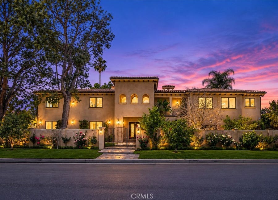 Property photo for 5427 Genesta, Encino, CA