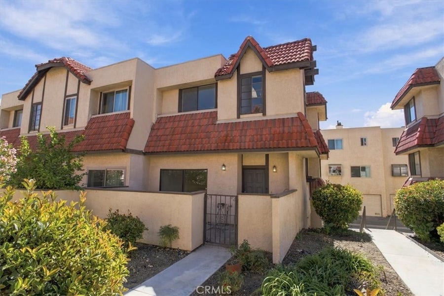 Property photo for 27623 Nugget Drive, #4, Canyon Country, CA