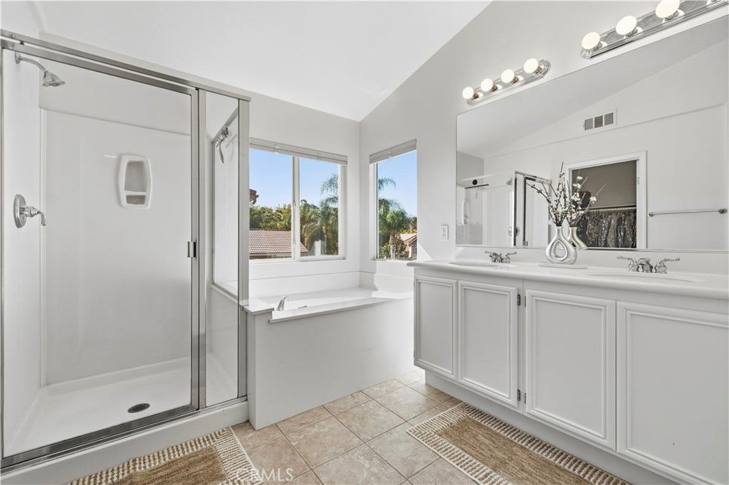28473 Connick Place, Saugus, CA 91350 PRIMARY BATH