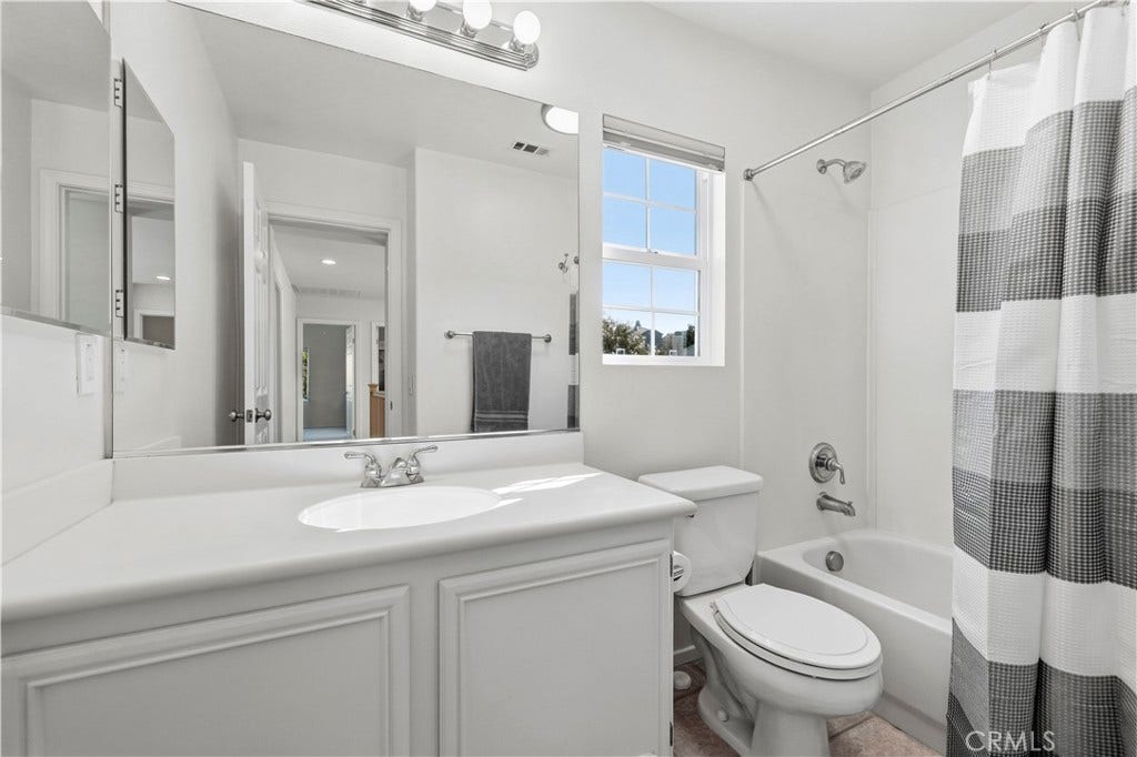 28473 Connick Place, Saugus, CA 91350 28473 Connick Place, Saugus, CA 91350