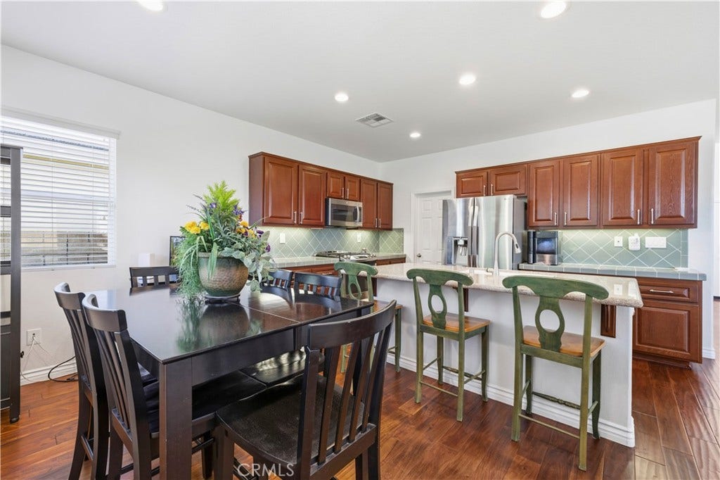 28473 Connick Place, Saugus, CA 91350 28473 Connick Place, Saugus, CA 91350