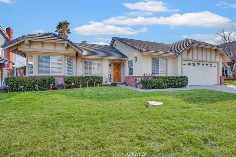 Property photo for 39458 Chantilly Lane, Palmdale, CA