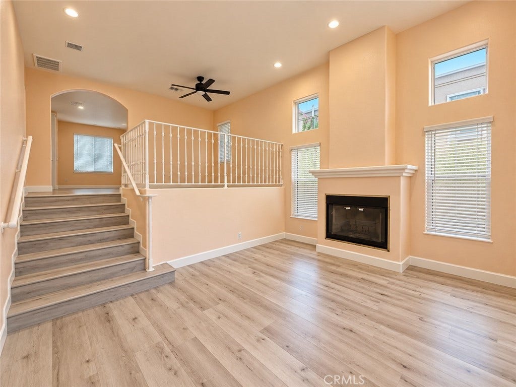 15756 Devonshire Street, Granada Hills, CA 91344