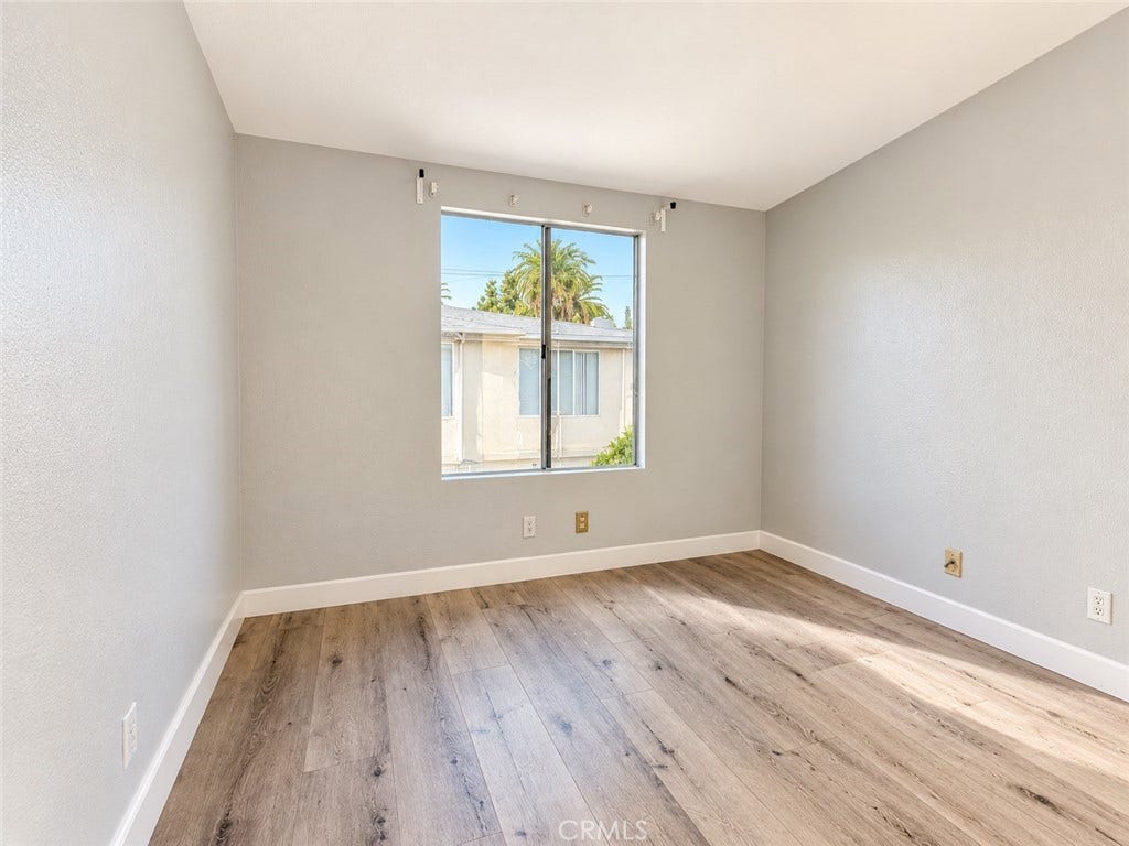15756 Devonshire Street, Granada Hills, CA 91344