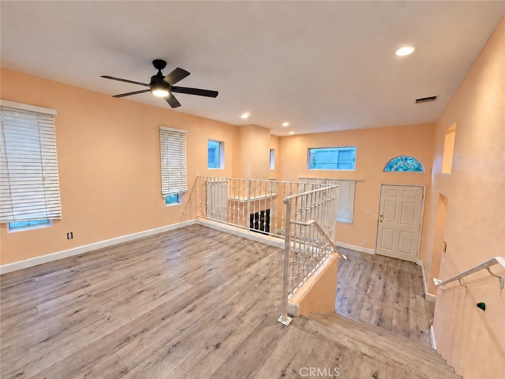 15756 Devonshire Street, Granada Hills, CA 91344
