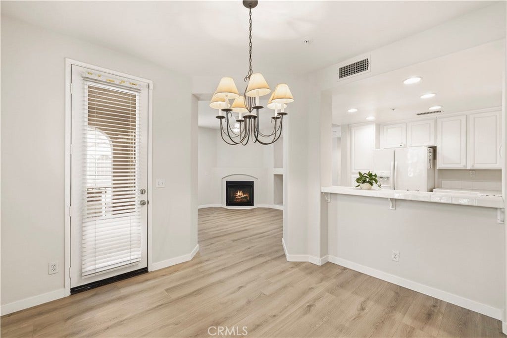 28157 Ashbrook, Valencia, CA 91354