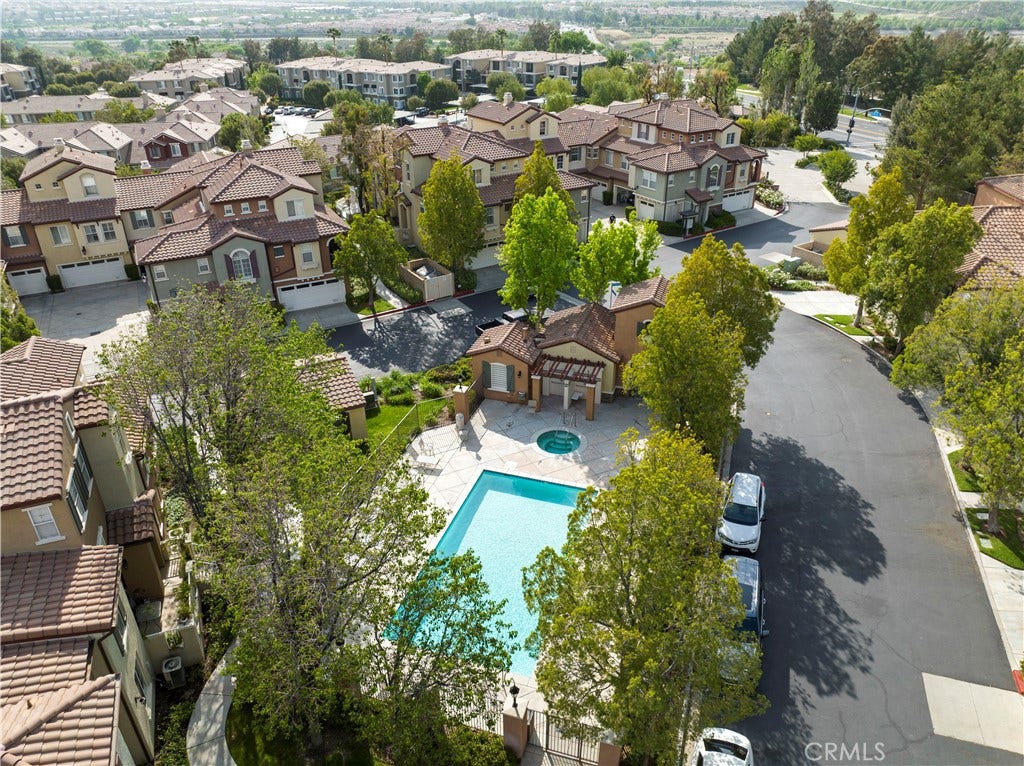 28157 Ashbrook, Valencia, CA 91354