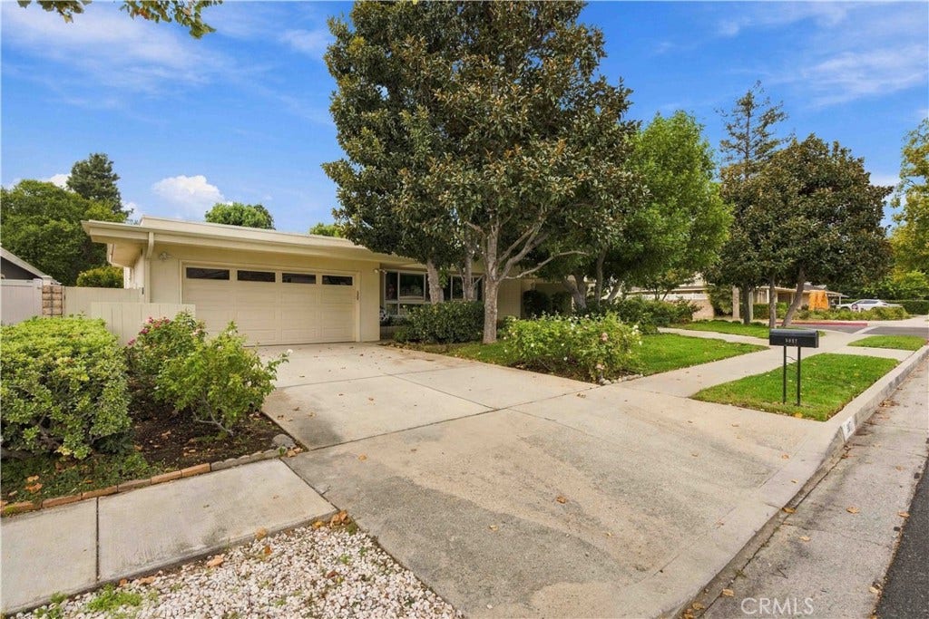 9817 Donna Avenue, Northridge, CA 91324 9817 Donna Avenue, Northridge, CA 91324