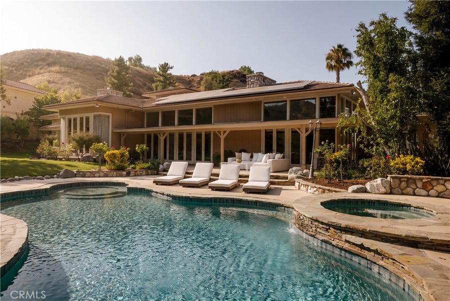 Property photo for 20500 Natoma Estates, Woodland Hills, CA