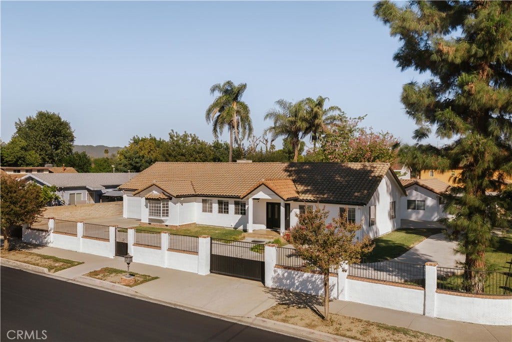 8202 Rhea Avenue, Reseda, CA 91335 8202 Rhea Avenue, Reseda, CA 91335
