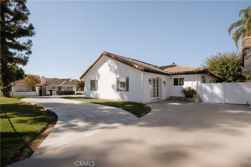 8202 Rhea Avenue, Reseda, CA 91335 8202 Rhea Avenue, Reseda, CA 91335