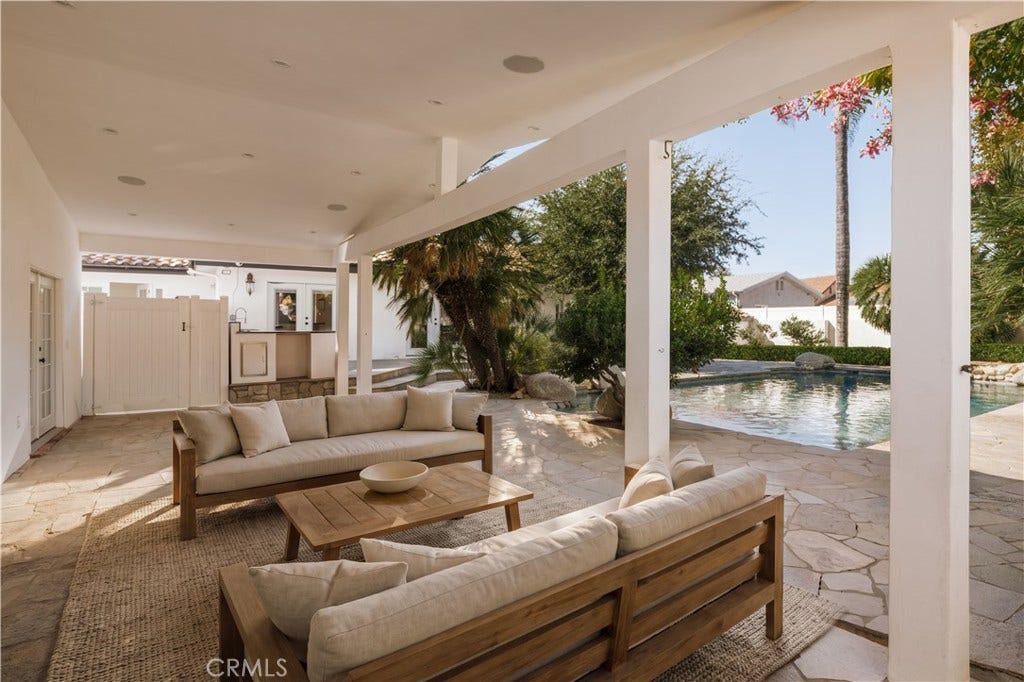 8202 Rhea Avenue, Reseda, CA 91335 virtually staged