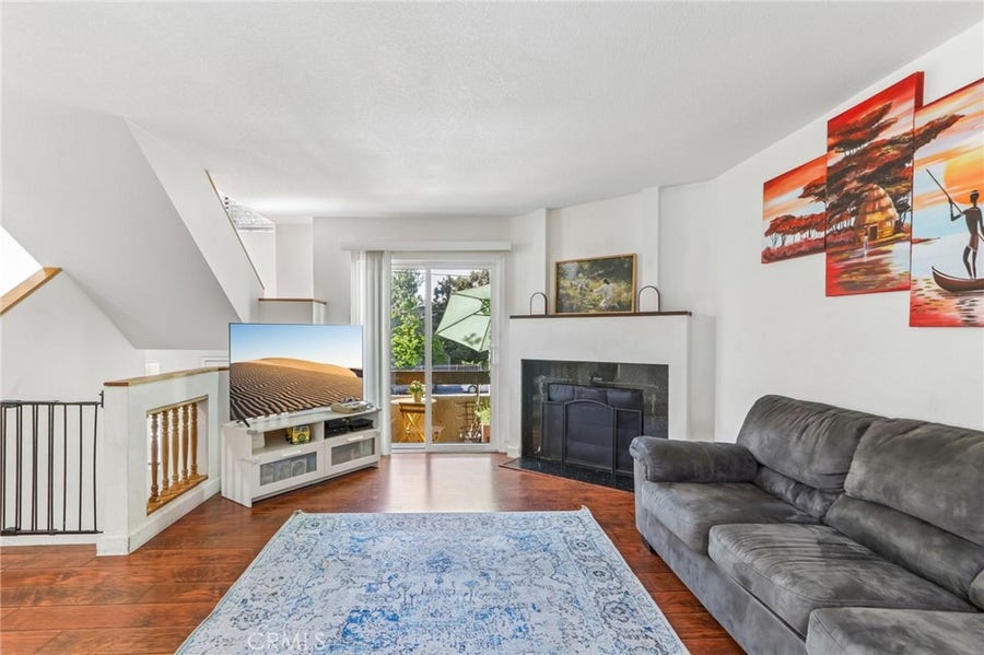 Property photo for 14201 Foothill Boulevard, #17, Sylmar, CA