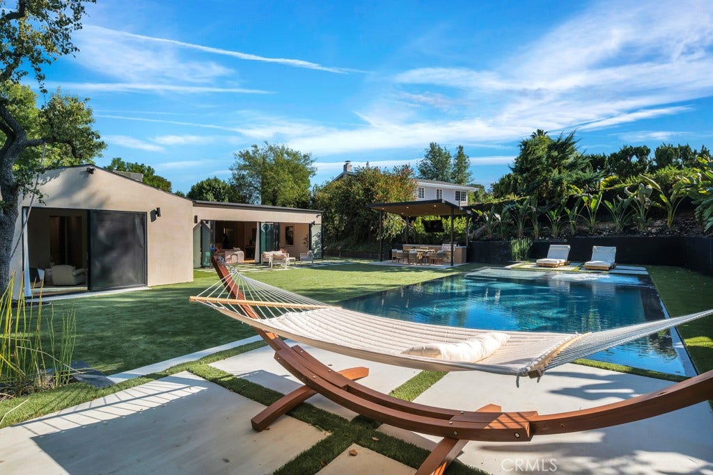 5551 Valerie Avenue, Woodland Hills, CA 91367 5551 Valerie Avenue, Woodland Hills, CA 91367