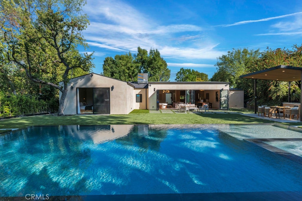 5551 Valerie Avenue, Woodland Hills, CA 91367 5551 Valerie Avenue, Woodland Hills, CA 91367