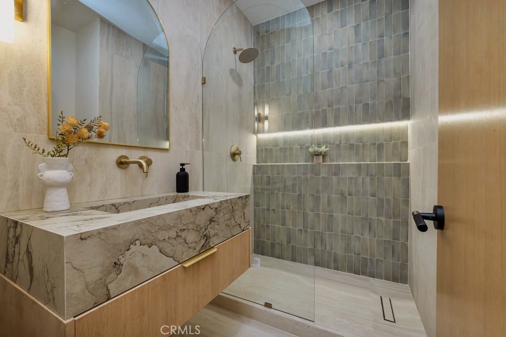 5551 Valerie Avenue, Woodland Hills, CA 91367 5551 Valerie Avenue, Woodland Hills, CA 91367