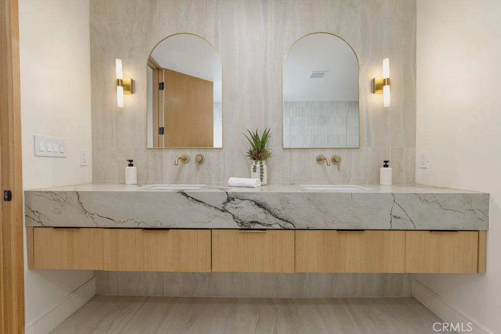 5551 Valerie Avenue, Woodland Hills, CA 91367 5551 Valerie Avenue, Woodland Hills, CA 91367
