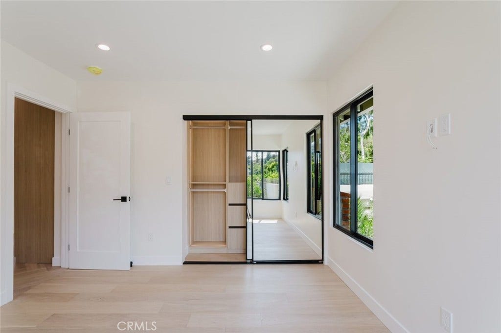 941 Sherlock Drive, Burbank, CA 91501 941 Sherlock Drive, Burbank, CA 91501