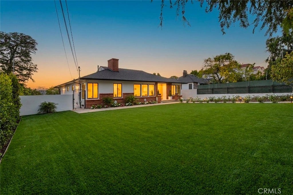 941 Sherlock Drive, Burbank, CA 91501 941 Sherlock Drive, Burbank, CA 91501